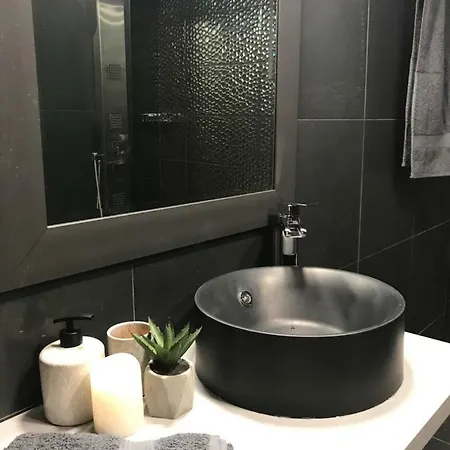 L Apartment Athens