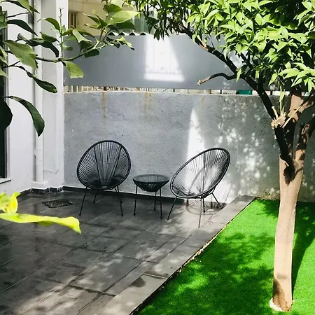 Apartment L *